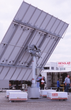 Construction of two axis trackers, credit pvresources